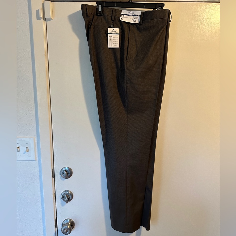 NWT Ralph Lauren Men's Comfort Flex Slim Fit Dress Pants, Taupe, 40W x 32L